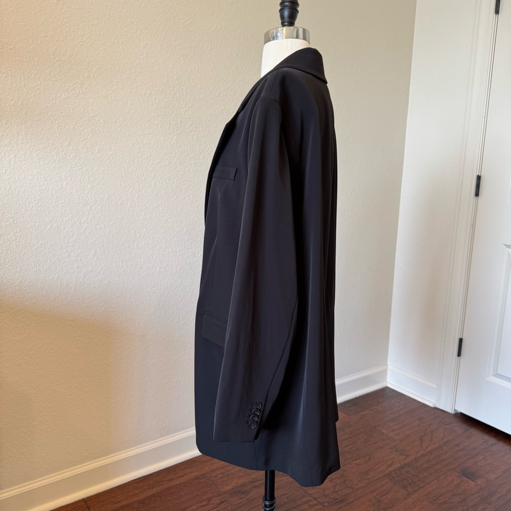 H&M Elegant Black Blazer - Picture 4 of 8